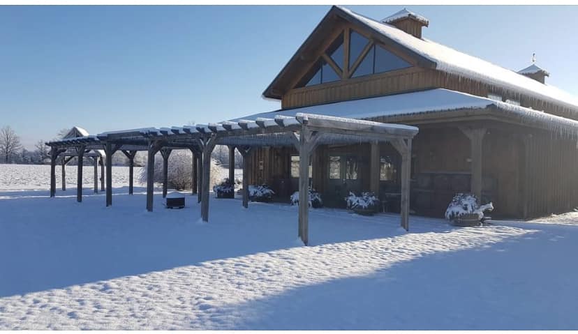 Jabulani Vineyard & Winery - Richmond, Ontario

